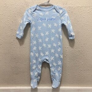 Calvin Klein Blue & White Star Print Footie Onesie Size 6-9 Months